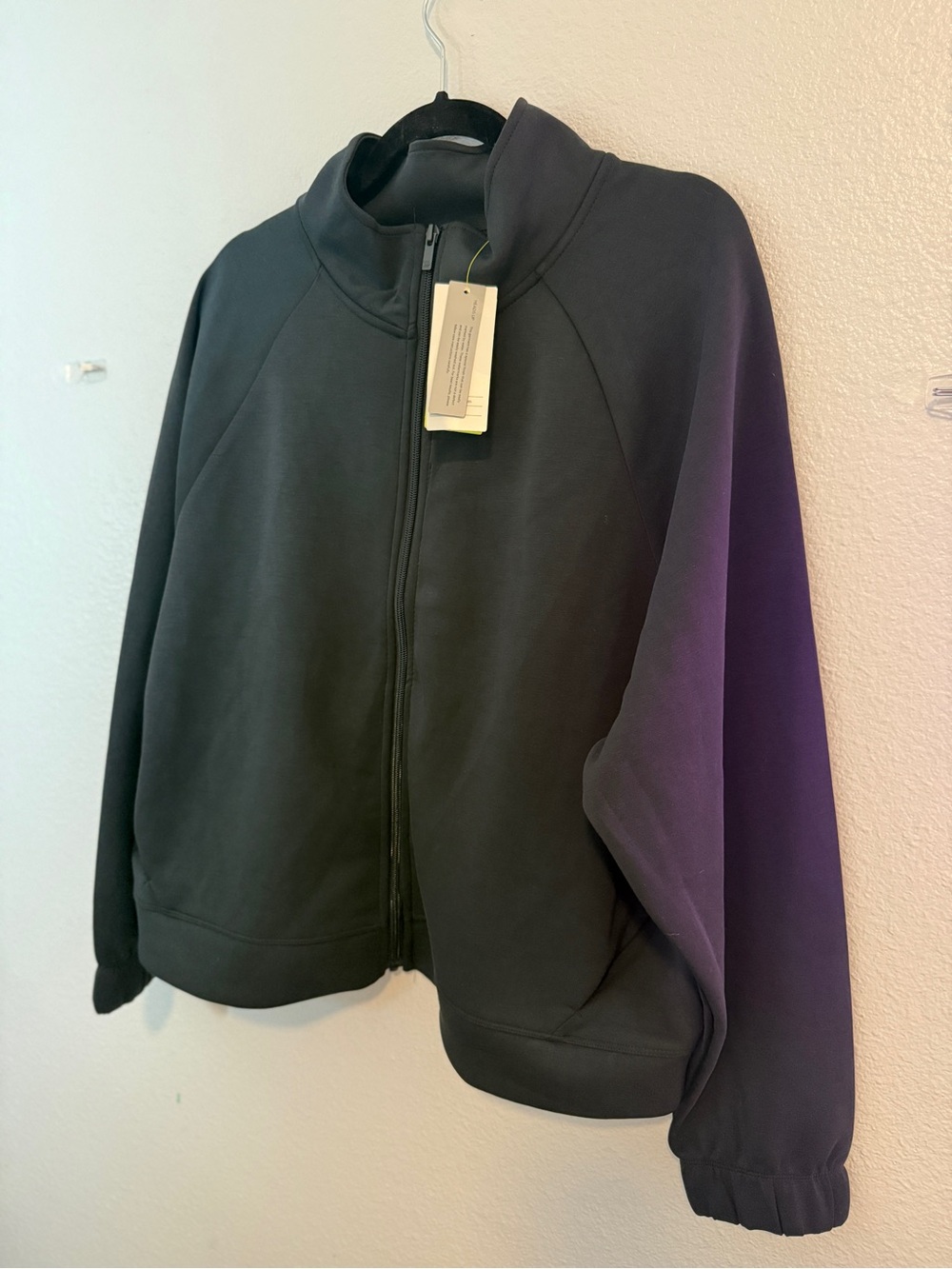 All In Motion Women’s XXL Airy Sleek Full Zip Jacket Black NWT - Picture 3 of 14